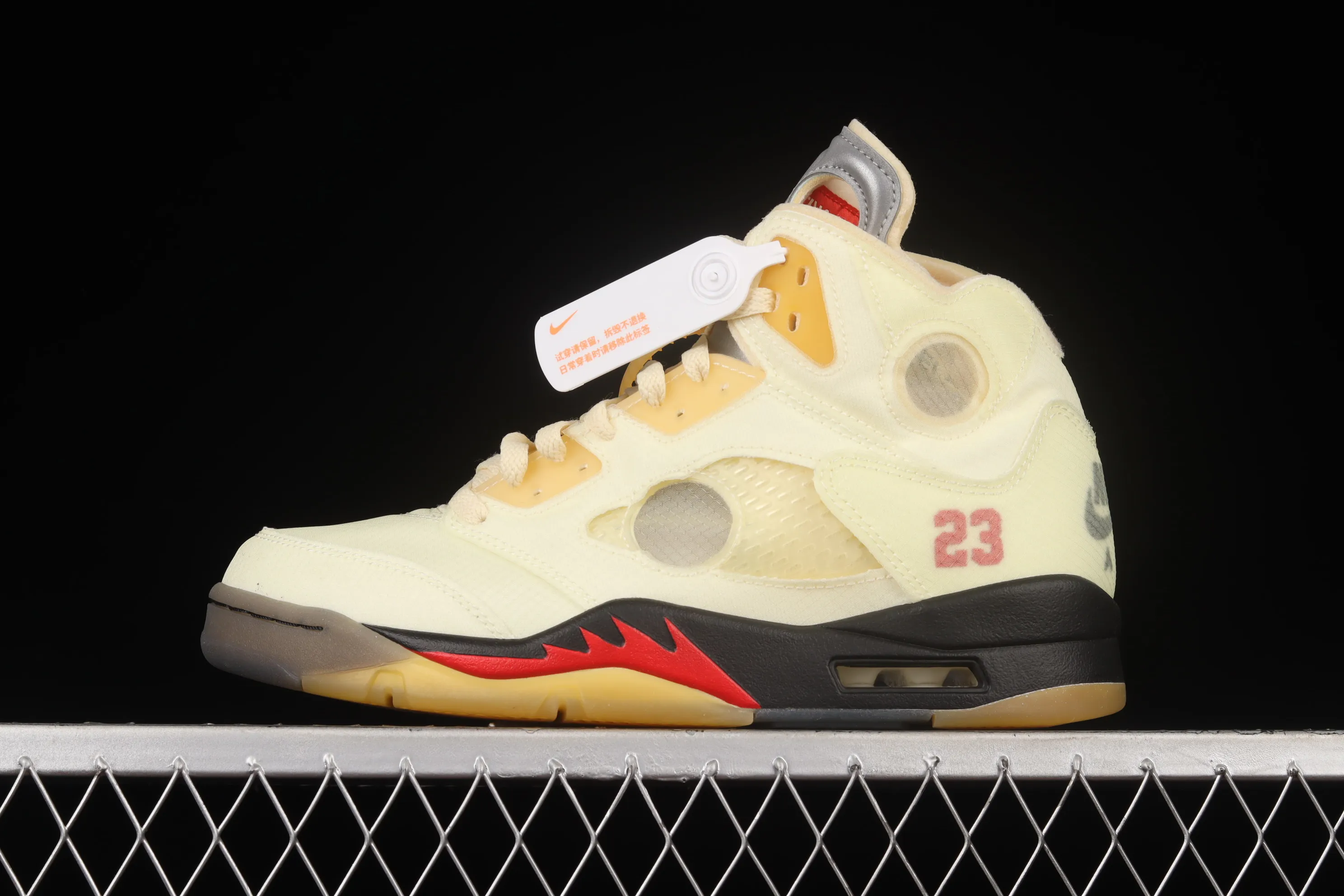 All categories Air Jordan Jordan series basketball shoes Air Jordan 5 foreign trade version OF x Air Jordan 5 Retro SP AJ5 Qiao 5 Baifan Jin Chanyi DH8565-100